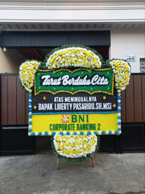 Papan Bunga Duka di Cibalong