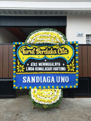 Papan Bunga Duka di Cibalong